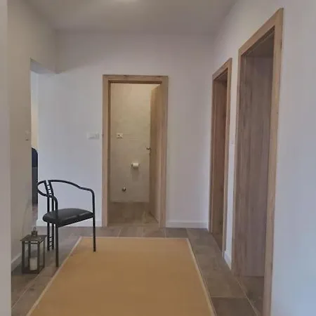 Happy Summertime On 105m2 Makarska